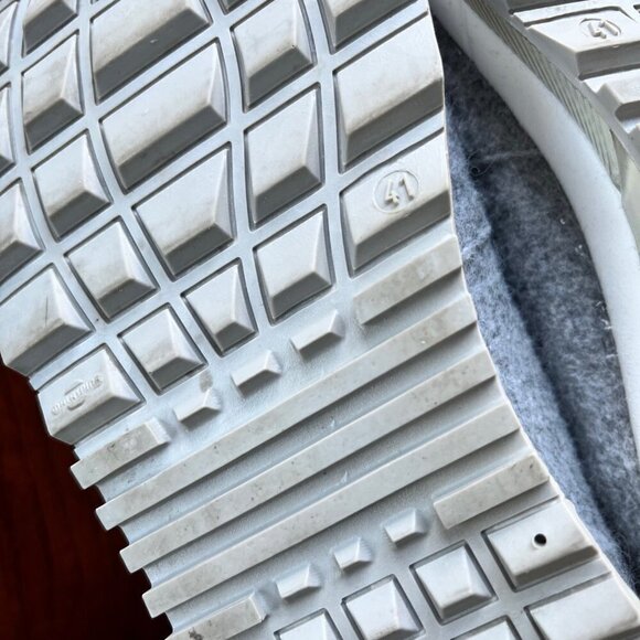 Gaimo Women's Gray Felted Booties-‎ Size 41 (10US) - Picture 3 of 10